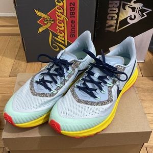 Nike Pegasus Trail 36 Running Sneakers Size 11 US